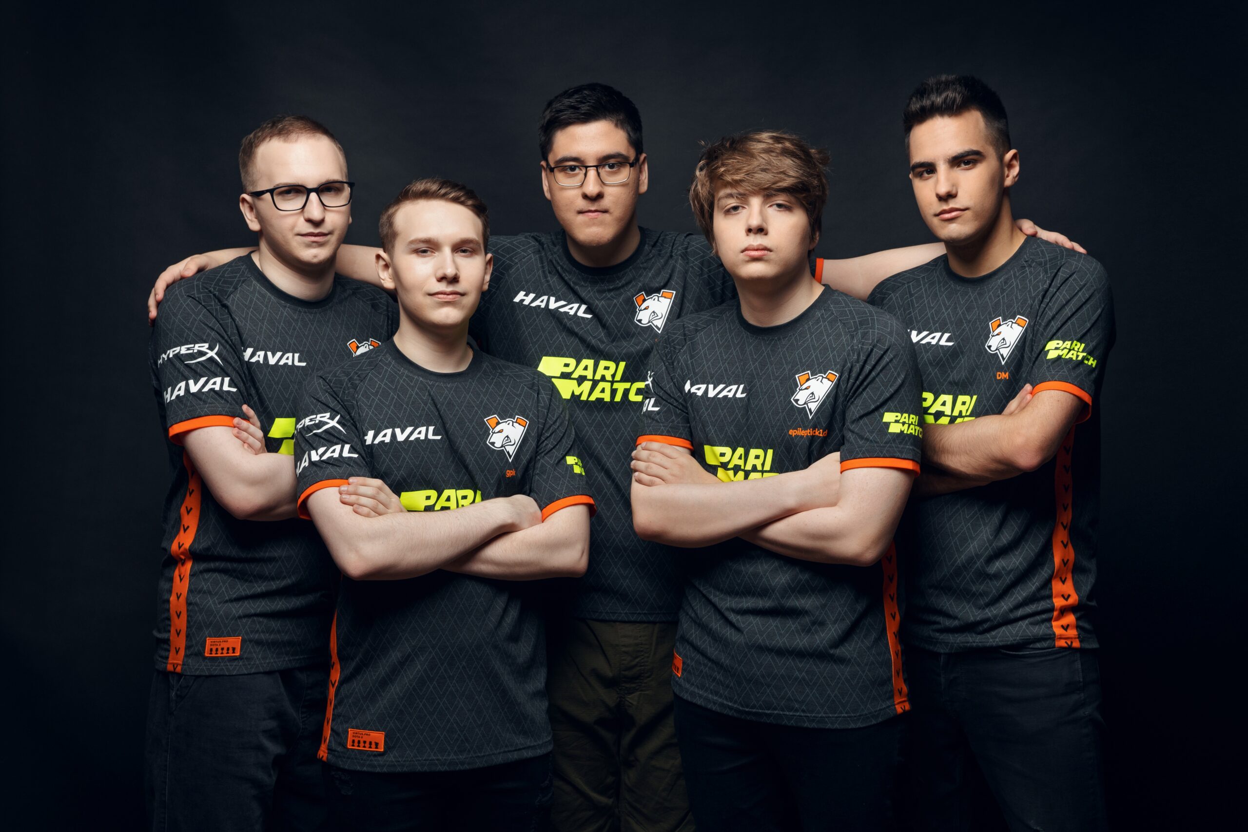 Состав Virtus.pro по Dota 2 ответил на вопросы фанатов | ProCyber.me