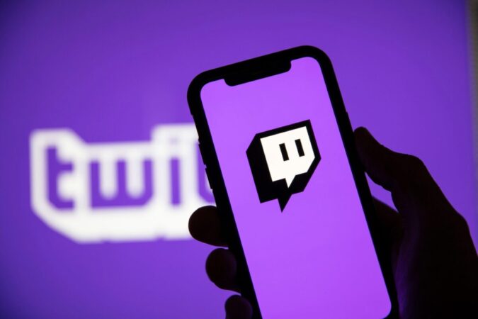 Twitch запустила возможность одновременной трансляции на различных платформах