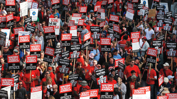 Актеры озвучки поддержат забастовку сценаристов