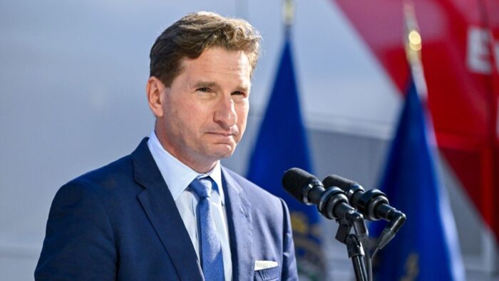 OpenAI отстранила разработчика за использование ChatGPT в предвыборной гонке в США