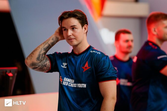 Ставка дня. Astralis против Team Falcons в рамках BLAST Premier: Spring Groups 2024