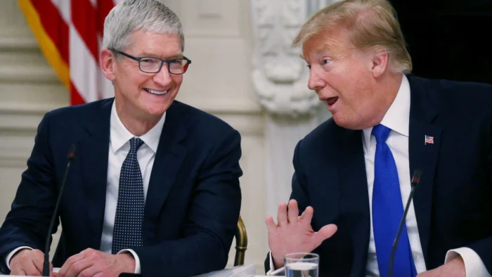 Дональд Трамп обсудил с Тимом Куком многомиллиардные штрафы Apple в Европейском Союзе