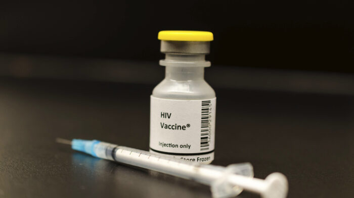 В США одобрена первая безотказно работающая вакцина от ВИЧ