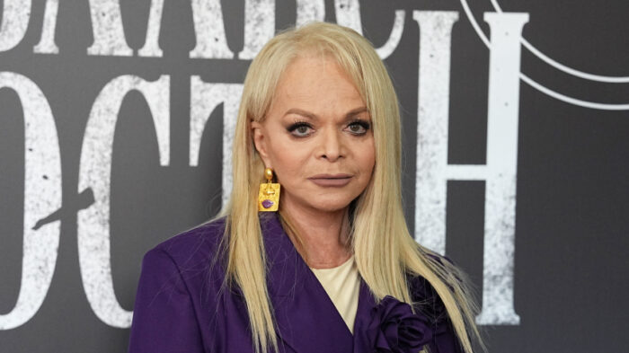 Верховный суд забрал квартиру у Ларисы Долиной! Жилье наконец-то вернули Полине Лурье